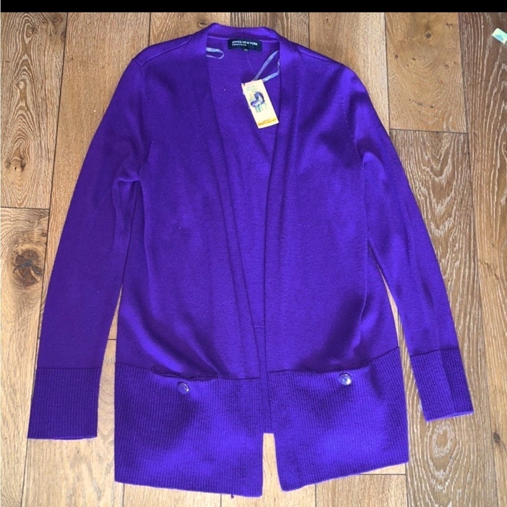 Jones New York NWT purple cardigan Small